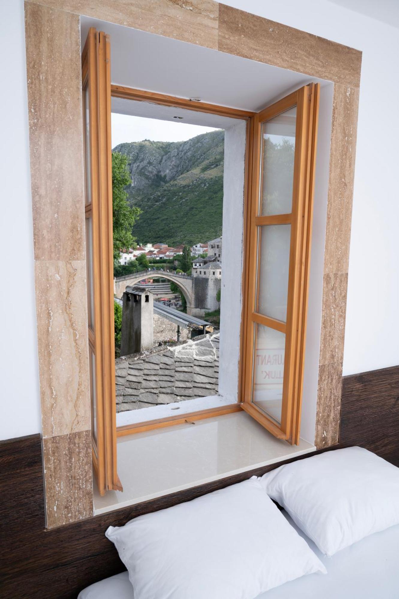 Sunrise Apartments - With Old Bridge View Mostar Exterior foto